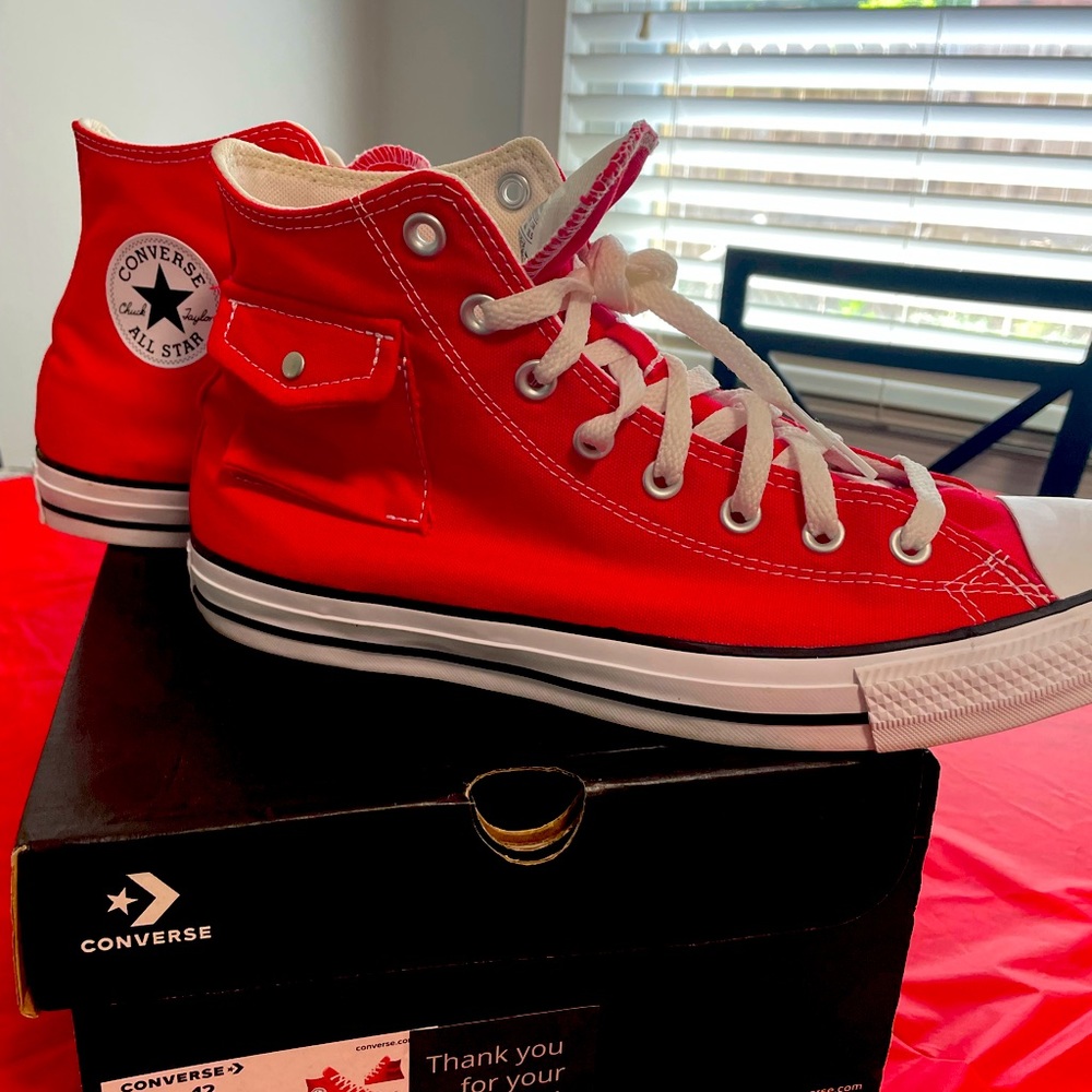 CONVERSE CHUCK TAYLORS RED WITH POCKETS